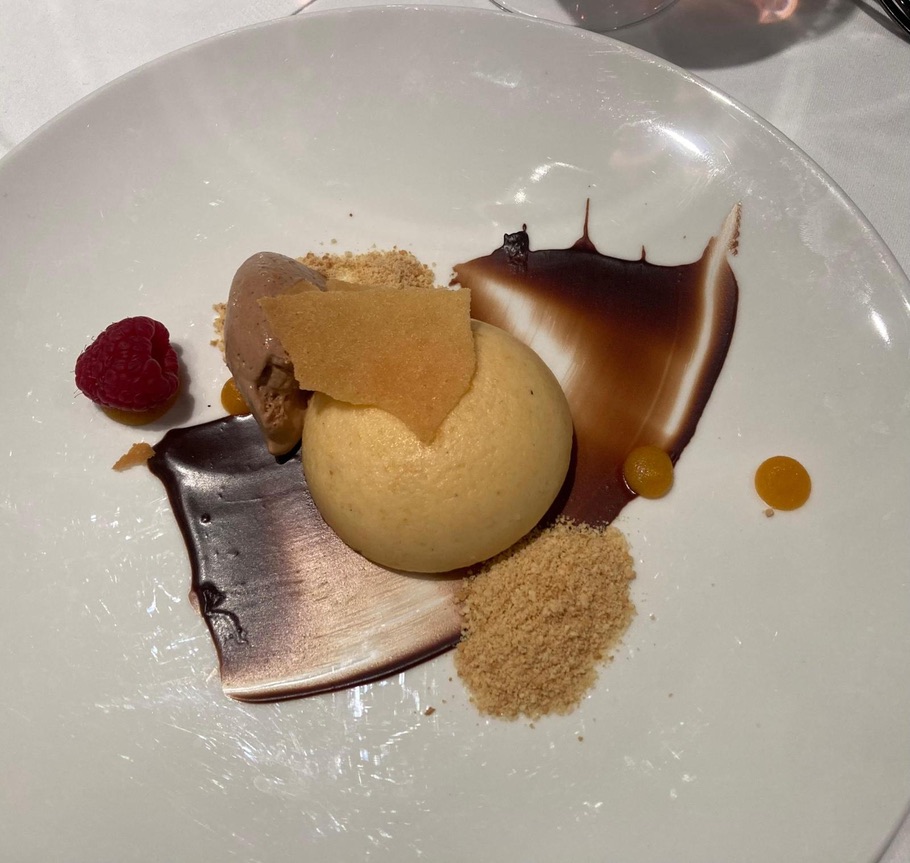 3A7C53F6 99BA 4F19 98B5 850BB6737DB2 1 105 C