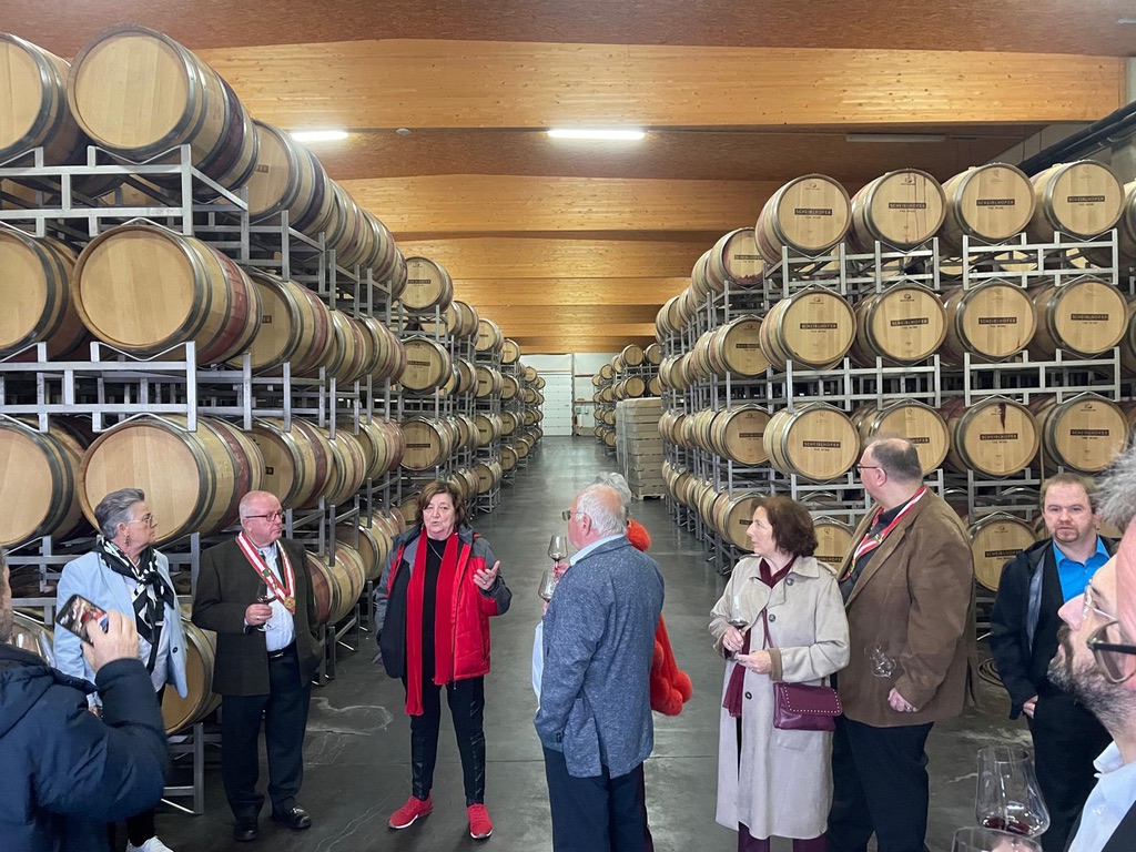 65CEB002 D25E 48B2 9802 F961AD470EA6 1 105 C