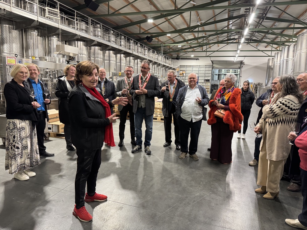 D6E940F9 4573 4553 973A 62A4F0B12C79 1 105 C